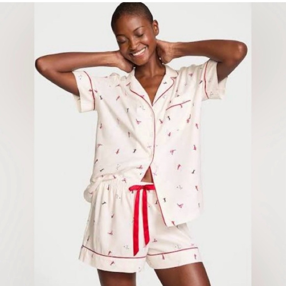 Victoria's Secret Flannel Pajama Set with Skiers - Medium